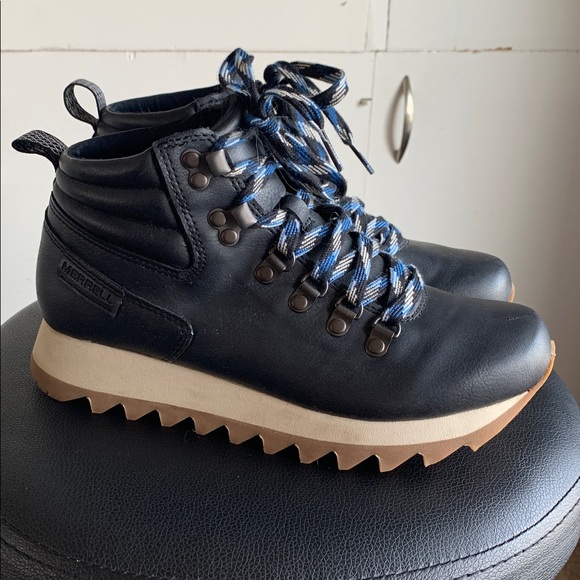 Merrell Shoes - Merrell Black Hiking Boots with Blue Accents‎ Women’s Size 7
